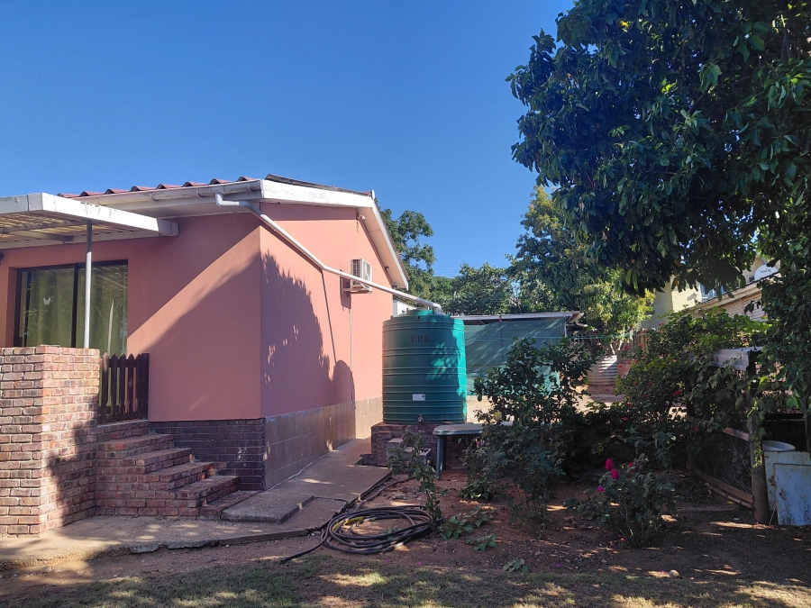 4 Bedroom Property for Sale in Bothasrus Eastern Cape